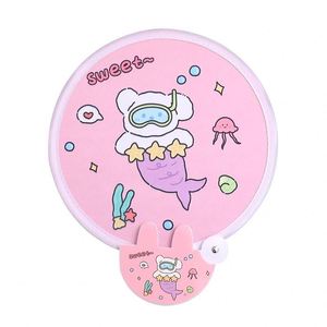 Ventilateur portable pliable rond en plastique, mini-ventilateur de poche mignon à motif de dessin animé pour l'extérieur – Nouveauté créative pour l'été - Product Image 5