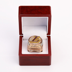 Bague de championnat des <span class=keywords><strong>Lakers</strong></span> de <span class=keywords><strong>Los</strong></span> <span class=keywords><strong>Angeles</strong></span> 2020 avec boîte # James - Product Image 5