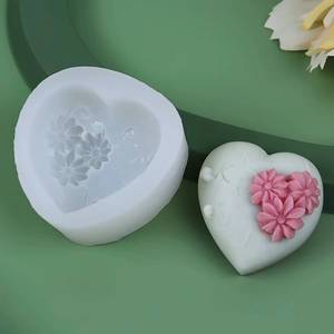 Heart-shaped chocolate wedding decoration tools, cake baking molds, heart-shaped butterfly bow <b>candles</b>, Valentine's Day gifts - Product Image 6