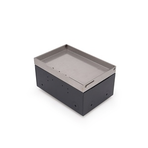 Caja de Conexión para Gabinete con Tapa Empotrada y Tomas de Corriente Integradas - Product Image 4