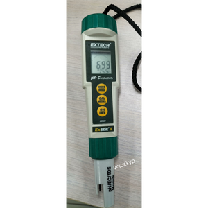 Medidor de pH/Conductividad ExStik II Resistente al Agua Extech EC500, Ph100 Usado - Product Image 1
