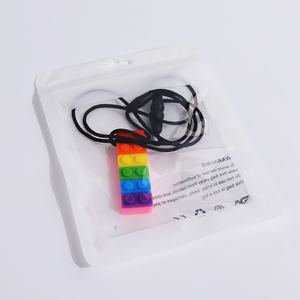 Jouet à mâcher en silicone souple pour bébé Blocs de construction arc-en-ciel transfrontaliers avec gomme à mâcher en forme de <span class=keywords><strong>mot</strong></span> - Product Image 4