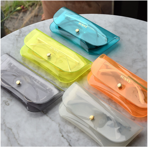 Новинка, модный прозрачный чехол для солнцезащитных очков из ПВХ, переносная мягкая сумка для очков, футляр для очков для женщин и мужчин - Product Image 1