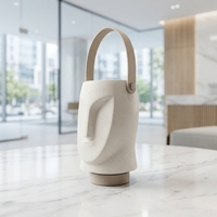 Nouveau diffuseur d'arômes d'huiles essentielles en résine, pulvérisation automatique intelligente, atomisation sans fil, 2000 mAh, lumière chaude, machine d'aromathérapie