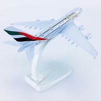 Vente chaude 14cm 1/400 Emirates A380 Ornement Décoratif