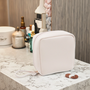 2025 nouveau en ligne populaire Super feu Mini sac cosmétique haute valeur Portable PU stockage fermeture à glissière personnalisable Logo motif - Product Image 1