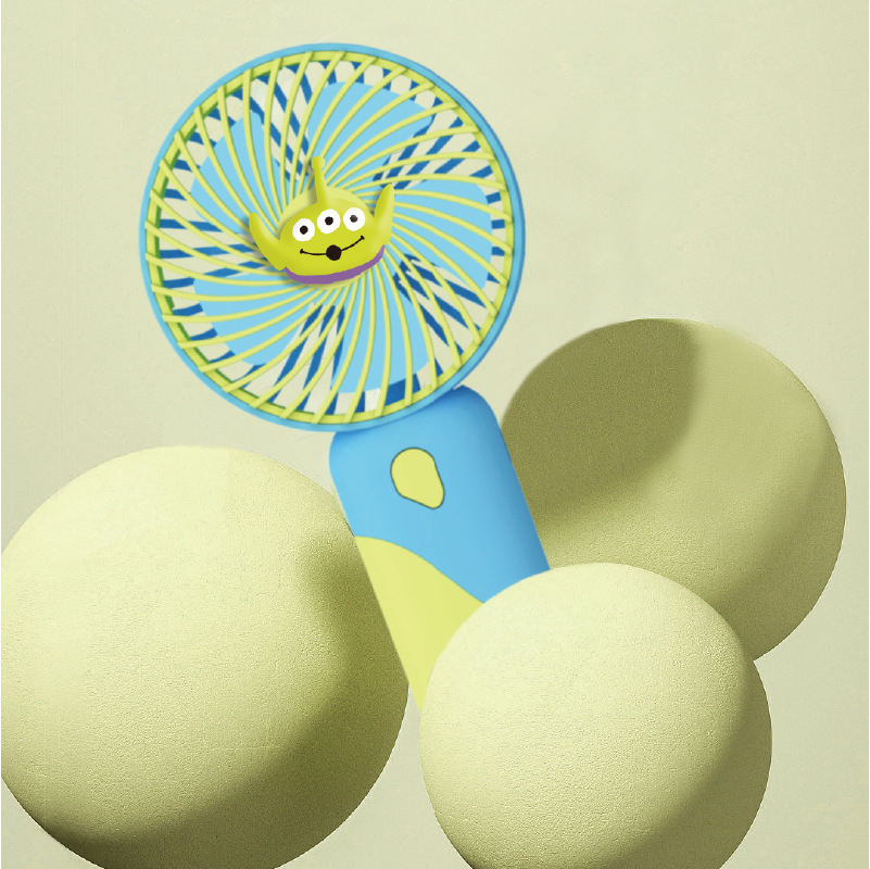 Garçon à trois yeux