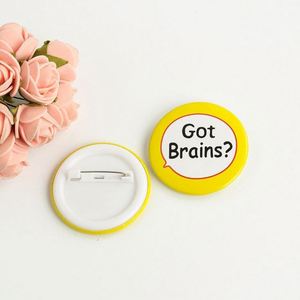 Badge en métal personnalisable en fer blanc pour usine, avec impression personnalisée et gravure - Product Image 4