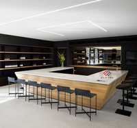 Meubles de bar de buffet de restaurant modernes et lumineux avec dessus en marbre, éclairage LED, comptoirs de style occidental pour hôtels et centres commerciaux