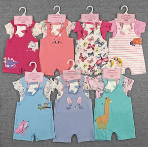 Set di 3 Pezzi Abbigliamento Neonato Estivo con Motivi Cartoon alla Moda, Maglietta a Maniche Corte e Salopette per 6 <span class=keywords><strong>Mesi</strong></span> - Product Image 1
