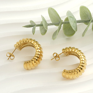 ZOGXIN Gold U-Shaped Huggie Earrings Geometric Design For Women Party Fashion Jewelry - Product Image 2