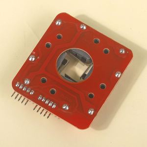 Manette de jeu intégrée en métal coloré avec boule de cristal pour machine d'arcade, accessoires incluant une pince pour poupée, un interrupteur de direction et une pièce de monnaie - Product Image 6