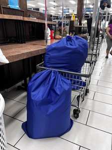 Panier à linge pliable en polyester noir écologique de 90 L avec cordon de serrage, à poser au sol - Product Image 4