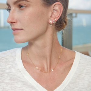 Ensemble de boucles <span class=keywords><strong>d</strong></span>'oreilles J&<span class=keywords><strong>D</strong></span> Jewelry plaquées or 18 carats avec zircone, <span class=keywords><strong>3</strong></span> paires par carte, boucles <span class=keywords><strong>d</strong></span>'oreilles pendantes en acier inoxydable imperméable pour femmes - Product Image 3