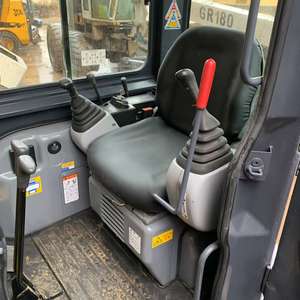 Mini-pelle d'occasion Kobelco Sk35 d'origine 3.5 tonnes Digger Cab Garden Landscaping Bagger Certification EPA & CE Condition supérieure - Product Image 6