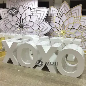 Luxury acrylic white letter words table basement for wedding reception decoration