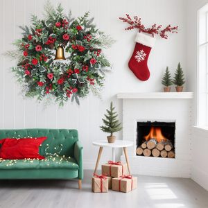 Guirnaldas y Coronas Navideñas YUELIAN de 50cm con Bayas Rojas y Piñas para Colgar en Puertas y Ventanas, Decoraciones Festivas - Product Image 6