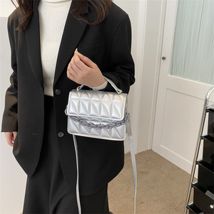 2026 New Retro Minimalist Small <b>Square</b> Bag Women Lattice Chain Handbag Versatile Shoulder Crossbody Daily Fashion Purse - Product Image 5
