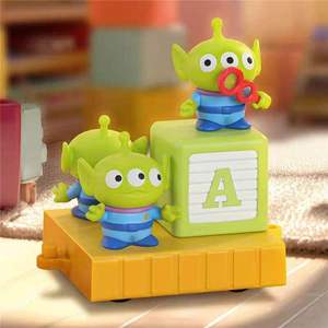 Nouvelle collection très prisée : Lot de 6 figurines originales Toy Parade Story 5 Series – Boîte mystère de figurines de dessins animés mignonnes, idéales comme ornement de bureau ou cadeau pour enfants. - Product Image 5