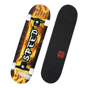 Vente en gros de planches à roulettes personnalisées en érable canadien à 7 couches, planche à roulettes complète en bois d'érable - Product Image 3