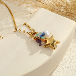 Collier en acier inoxydable avec pendentif en forme d'étoile en pierre naturelle imitation perle - une chaîne à maillons au design unique - Product Image 5