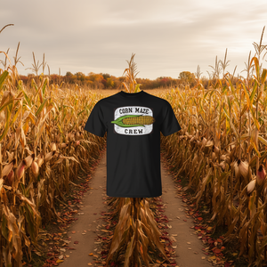 Camiseta promocional con ilustración de Corn Cob de Corn Maze Crew - Product Image 3
