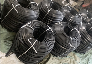 <span class=keywords><strong>Bande</strong></span> de caoutchouc de camion réfrigéré epdm personnalisée/joints de porte de stockage <span class=keywords><strong>à</strong></span> <span class=keywords><strong>froid</strong></span> <span class=keywords><strong>bande</strong></span> d'<span class=keywords><strong>étanchéité</strong></span> de porte de conteneur - Product Image 4