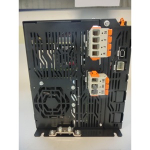 Controlador de Movimiento Industrial Omron R88D-1SN55F-E AC Servo Drive 5.5kW con Posicionamiento de Alta Precisión - Product Image 1