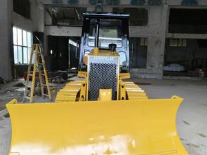 Bulldozers CAT D4C d'occasion en bon état, 13 tonnes, 4500 heures, peinture d'origine, moteur efficace, pompe, moteur, roulement, garantie de 6 mois - Product Image 6