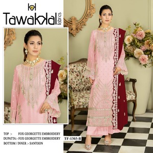 Costume pakistanais de haute qualité avec broderie complexe conçu pour le confort et le style pour l'exportation - Product Image 3