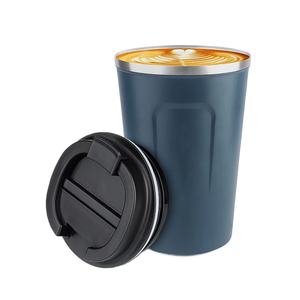 Tasse isotherme simple et élégante pour l'été, bouteille numérique intelligente en métal, fontaine à eau numérique, compatible avec tous les types de café - Product Image 1