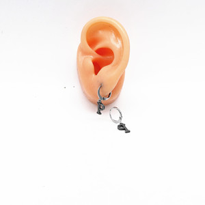Pendientes colgantes con letra P de acero de titanio retro yunnique, aretes de acero inoxidable 316, joyería de moda, origen Guangzhou GZYE-EC0930 - Product Image 4