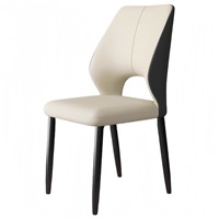 Chaise de salle à manger moderne en acier inoxydable, chaise de salle à manger empilable de luxe avec dossier creux et siège en cuir pour salle à manger d'hôtel.