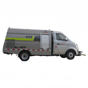 Petite balayeuse routière avec fonction de lavage des bandes de circulation - Product Image 1