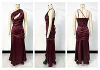 Robe fourreau sirène en satin pour femme, à épaules asymétriques, avec découpes, taille plissée et laçage