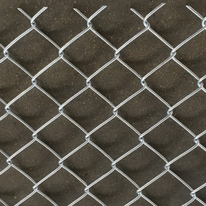 Alambre de ciclón de calibre 10, 4 pies, 5 pies, 6 pies, 10 pies, rollo de valla de eslabones de cadena negra, 2x2, 4x4, venta al por mayor - Product Image 5