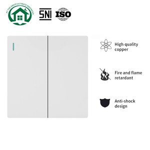 Interrupteur double blanc Pano.V SNI avec 2 prises, 86mm*86mm, conçu pour s'adapter aux cadres standard universels, alliant fonctionnalité - Product Image 3