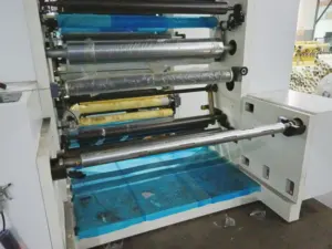250 m/min 8 cores Central tambor bebê fralda respirável membrana flexograpgic impressão máquina