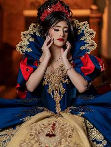 Abito da ballo lungo da quinceañera Mumuleo Snow White con strascico a cappella, in raso moderno e pizzo stampato, vita naturale, per adolescenti, lavorato a maglia - Product Image 2