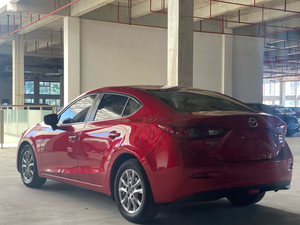 Mazda Axela 2018 de Segunda Mano, 1.5L, Automático, Sedán, Volante a la Izquierda, Suspensión Multibrazo, Faros LED, Encendido sin Llave, Pantalla de 7 Pulgadas, Familiar - Product Image 4