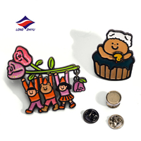 Longzhiyu, 20 Años de Experiencia en Fabricación ODM, Diseño de Insignias Personalizadas de Metal, Pin's de Solapa con Diseño de Anime y Dibujos Animados