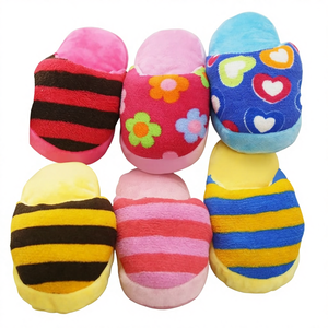 Giocattolo Interattivo a Forma di Pantofole con Suono per Cani, Peluche per Dentizione e Uso Quotidiano - Product Image 3