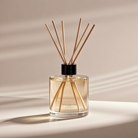 Coffrets de diffuseurs à bâtonnets sans flamme 100 % personnalisables – Coffret de 3 diffuseurs à bâtonnets Bellevue avec flacon de parfum – Cadeau pour la maison – Parfum d'ambiance