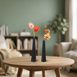 Jarrones Minimalistas de Metal Negro con Forma de Cono para Decoración Moderna del Hogar, 34 cm de Altura - Product Image 5