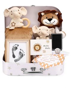 Newborn Essential Gender Reveal Gifts Basket with Blanket Cards Socks Wrist 2025 Promotional Newborn Baby Shower Gifts Wholesale - Product Image 1