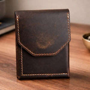 Portafoglio Artigianale in Vera Pelle Bovina Crazy Horse con Chiusura Magnetica per <span class=keywords><strong>Uomo</strong></span>, Porta Carte Sottile Vintage <span class=keywords><strong>da</strong></span> Tasca Frontale - Product Image 1