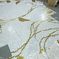 Gambar Ubin Mosaik 3D Pola Buatan Tangan Dekoratif Mural Mosaik Merak Penyu Bunga Kustom Seni Mosaik Dinding Kolam Lumba-lumba Kaca