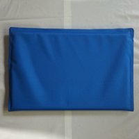 Tapis rafraîchissant pliable 40x50cm en tissu écologique moderne avec housse en PVC pour chat et chien – Essentiels d'été pour animaux de compagnie, sécurisé, imperméable, avec gel rafraîchissant