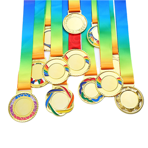 Medalla de Metal Fundido a Presión Personalizada con Acabado en Oro Esmaltado 3D, Impresión Offset para Deportes, Maratón, Competición, Recuerdo, Premio - Product Image 1