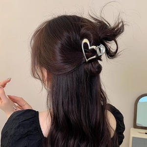 Dowell กิ๊บติดผมโลหะสไตล์<span class=keywords><strong>เกาหลี</strong></span>น่ารัก<span class=keywords><strong>ทรง</strong></span>ลูกบาศก์เซอร์โคเนียแบบด้านหลังแบนติดพลอยเทียมรูปหัวใจแบบผิดปกติขายส่ง - Product Image 4